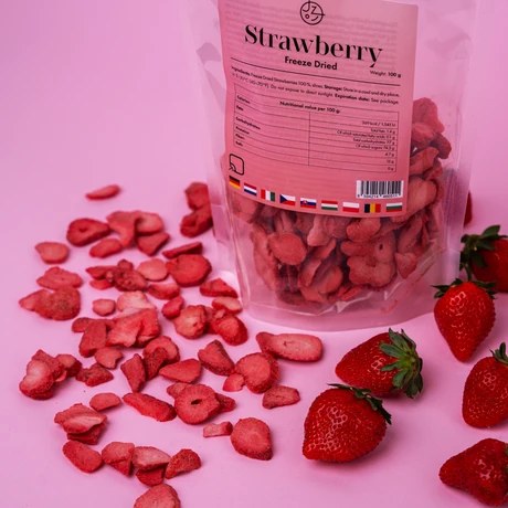 Sada lyofilizovaného (mrazem sušeného) ovoce – jahody, maliny, banány a mango 🍌🥭🍓